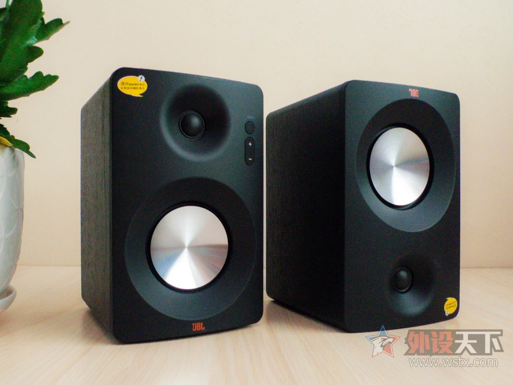 体验JBL CM102监听音箱---感受纯真的声音，还原音乐色彩