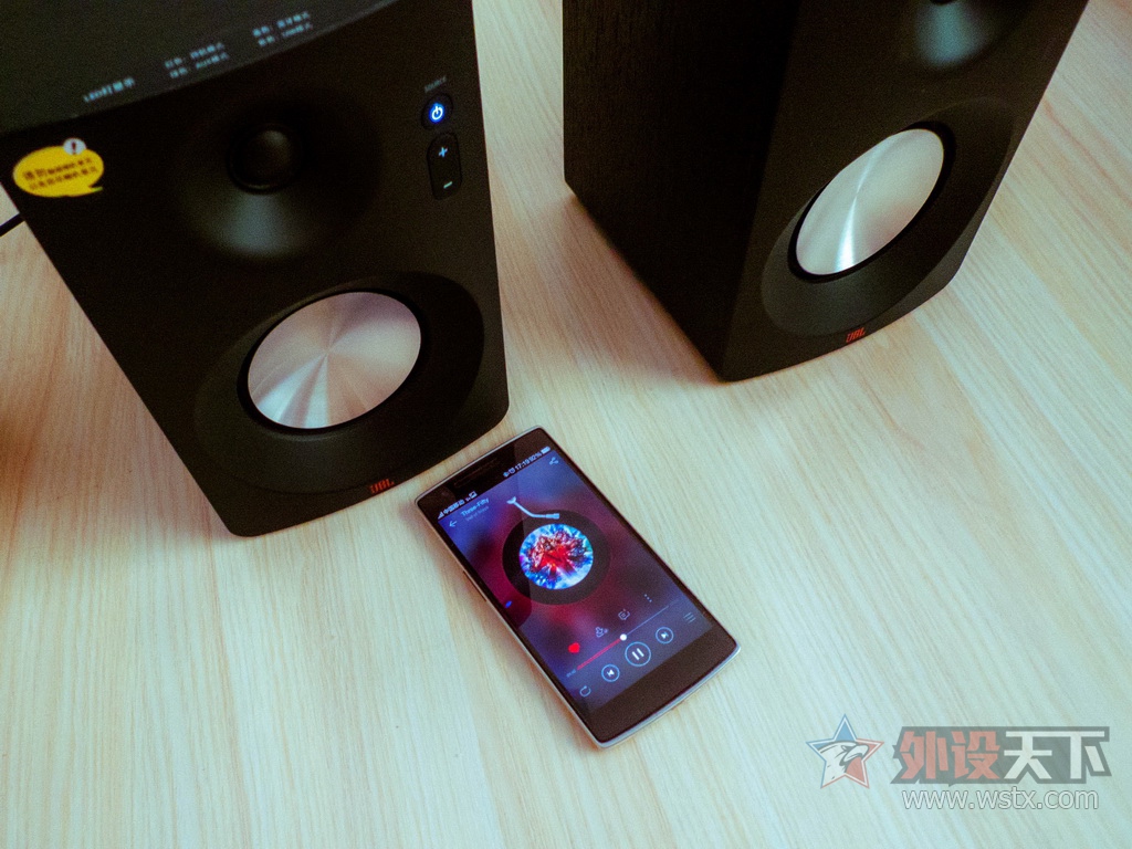 体验JBL CM102监听音箱---感受纯真的声音，还原音乐色彩