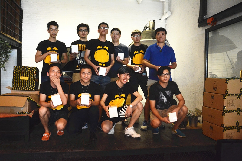百闻不如一“贱”： 传说中E罩杯驴妹带你领略贱驴首次粉丝见面会现场回顾
