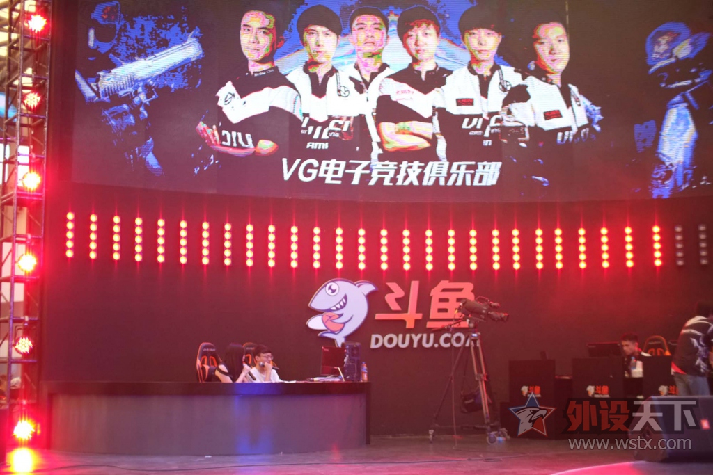 直击ChinaJoy-巧遇前wNv.Savage TyLoo tb