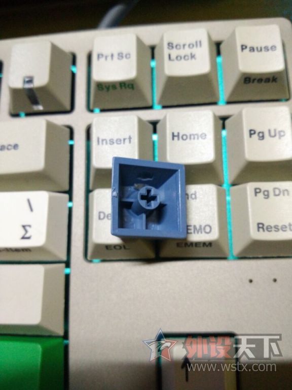 Leopold 十周年的品控也是醉了,  键盘的问题挺多