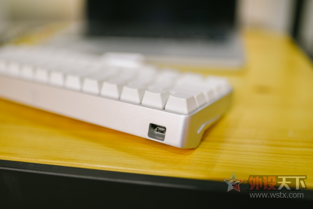 玩铝不玩灯，来点不一样的感觉----iQunix Lambo62上手体验