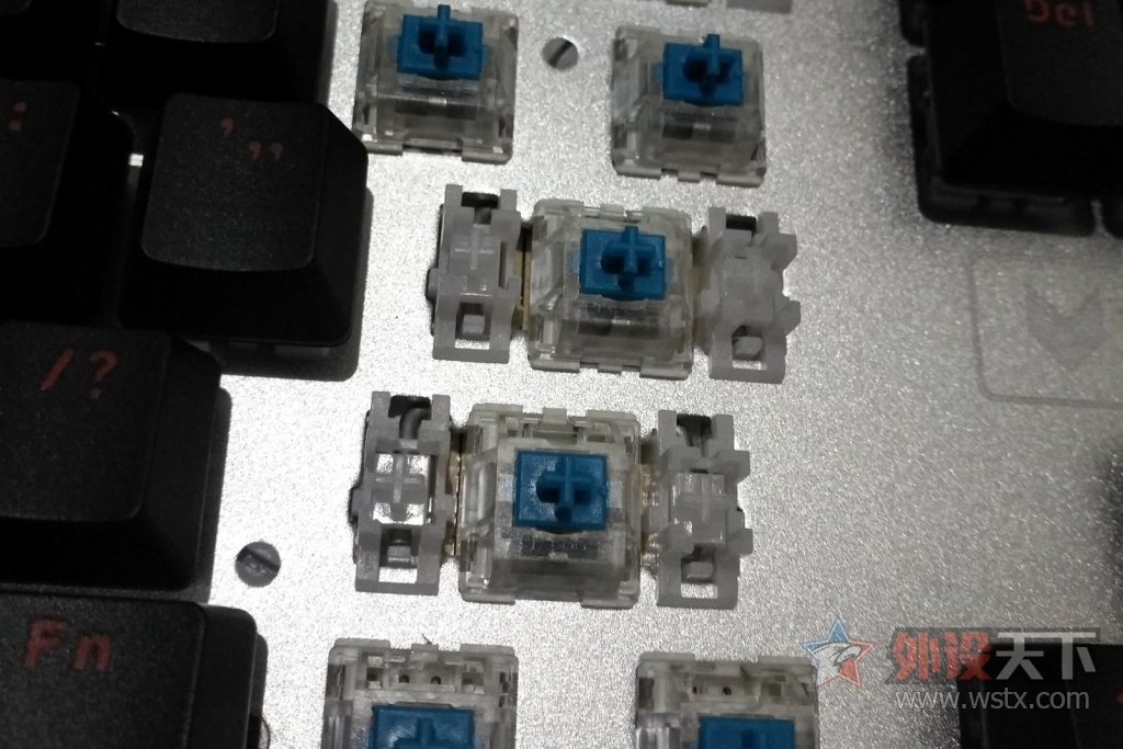 好消息！好消息！雷柏V500合金游戏机械键盘99元啦！