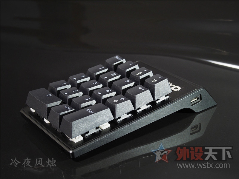 爱便捷，更爱逼格，AKKO艾酷AKM-Tiny金属数字键盘体验分享。