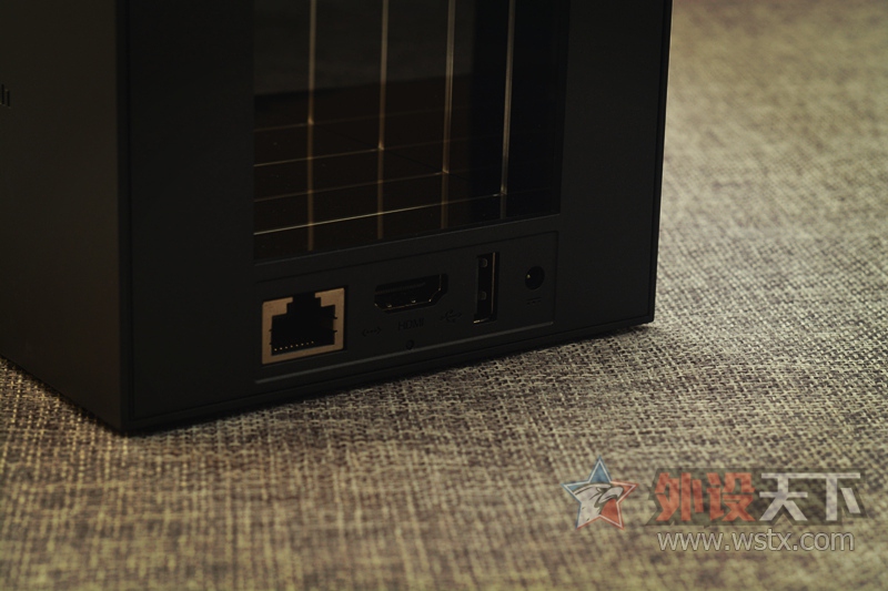 恩，这外形比人皇SKY帅，钛度MiniStation游戏机套装体验