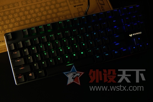超炫灯光大升级     雷柏V500RGB合金版机械键盘评测