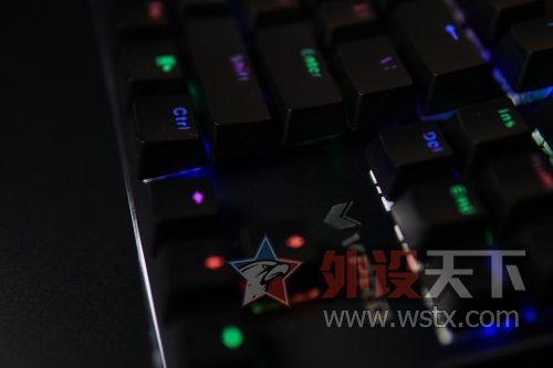 超炫灯光大升级     雷柏V500RGB合金版机械键盘评测