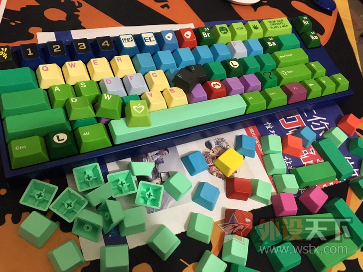 【广东】FC660定制版绿轴  原厂无刻，GMK  SP二色键帽等。
