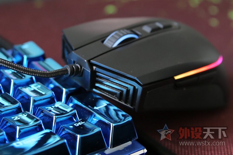 丁字裤也要RGB——雷神猎兵M301游戏鼠标评测