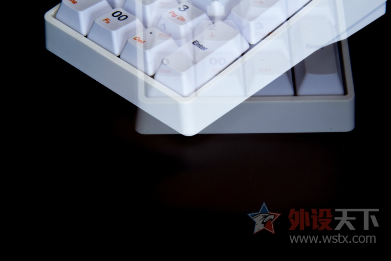 阿米洛 Varmilo小键盘 精致的小玩具