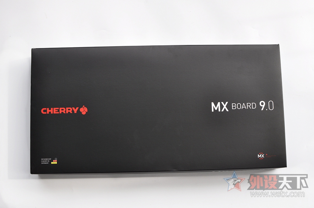 它的改变只是在拥抱新生代玩家，CHERRY MX BOARD9.0机械键盘评测