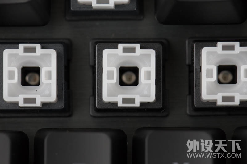 大厂也讲性价比？罗技G413键盘使用体验谈