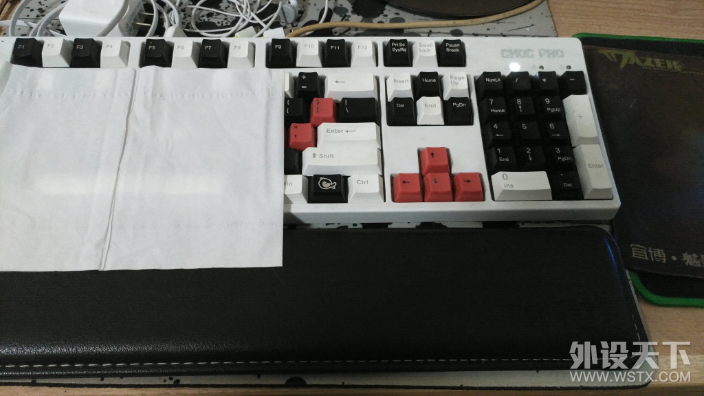 分享关于“色”的照片 赢贱驴外设套装