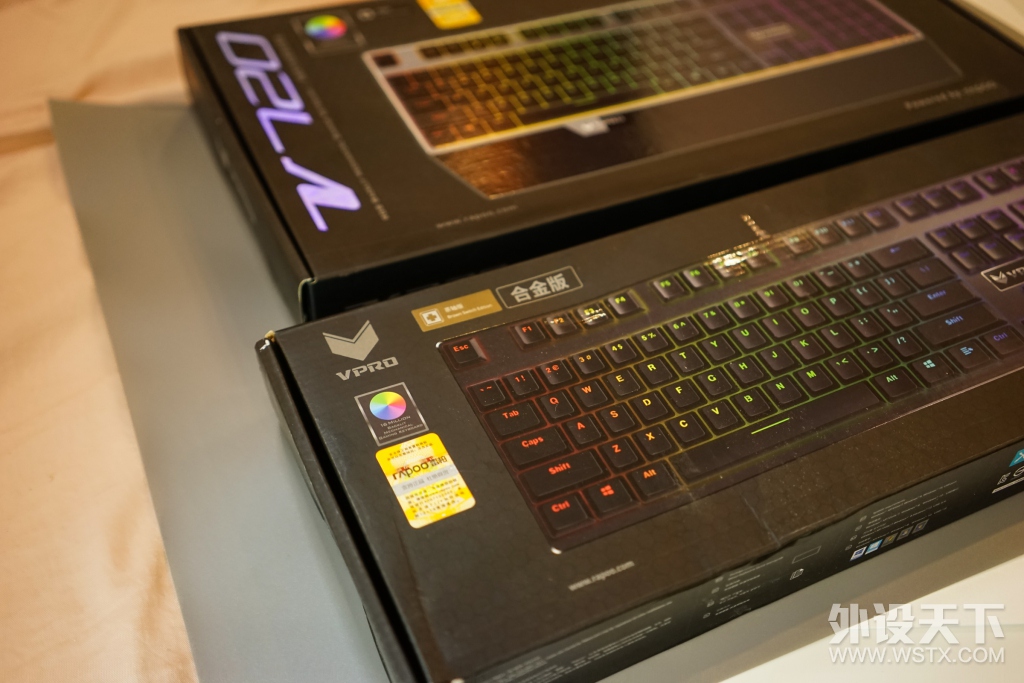 雷柏V700 RGB合金版幻彩背光机械键盘评测——暗夜里的一抹辉光