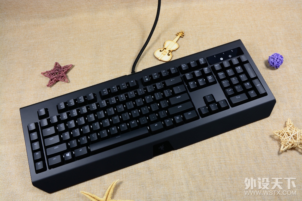 只是例行升级那么简单吗？—雷蛇黑寡妇蜘蛛幻彩V2体验