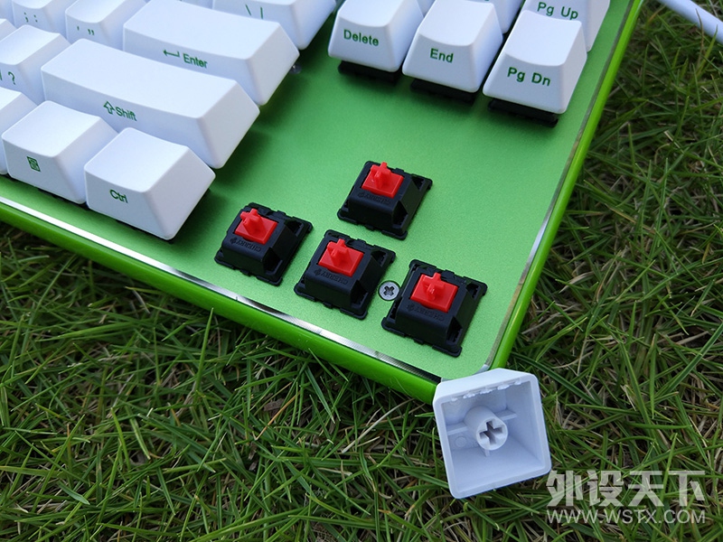 千里缘牵白和绿，当然是选择原谅他——GANSS GK87草木绿机械键盘小记