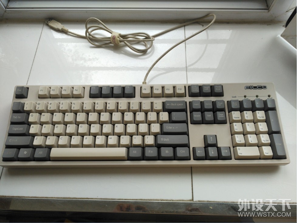 【哈尔滨】菲尔可104一代白青400包邮 送键帽
