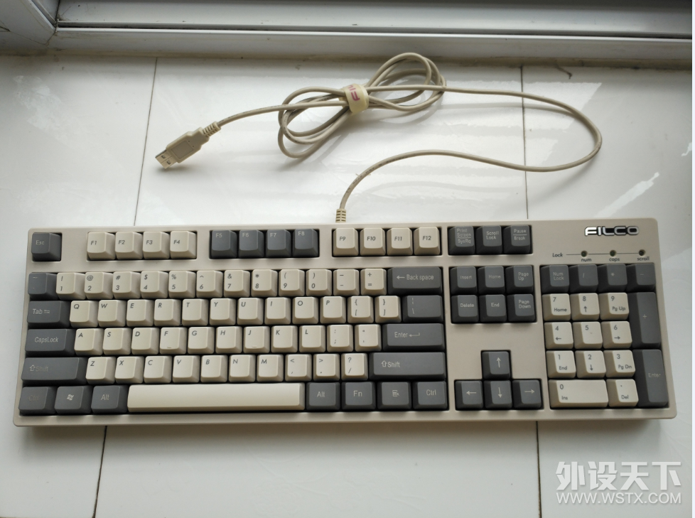 【哈尔滨】菲尔可104一代白青400包邮 送键帽