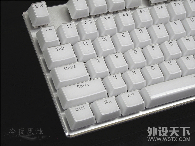 【风烛】至美冰透、清新典雅——雷柏V500RGB冰晶版键盘图赏。