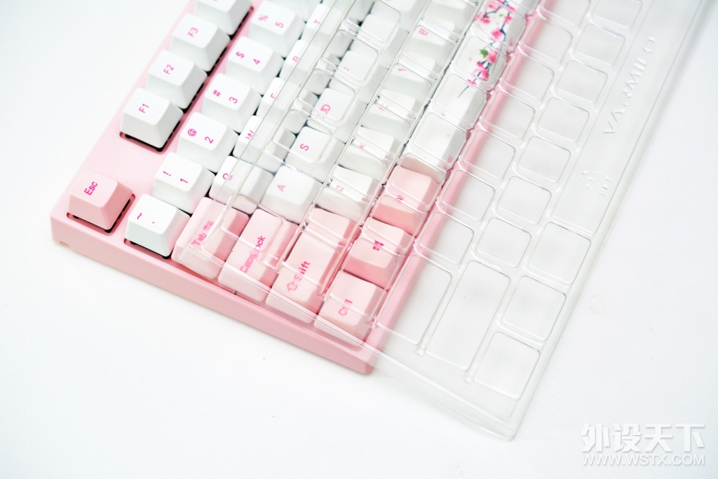 恋人手中樱花草：Varmilo 阿米洛 VA87M “樱”主题 机械键盘评测