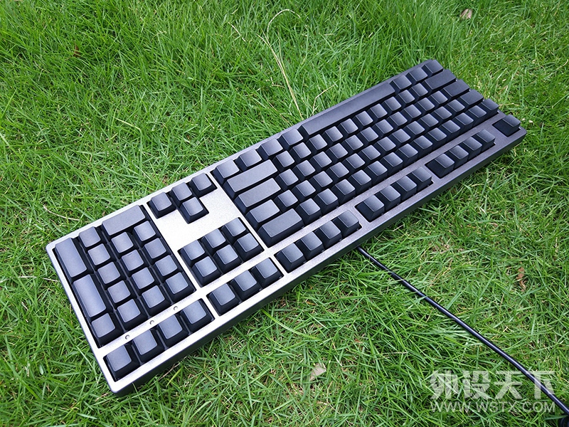 低调有内涵——AKKO x Ducky  Zero 3108侧刻PBT机械键盘上手简评