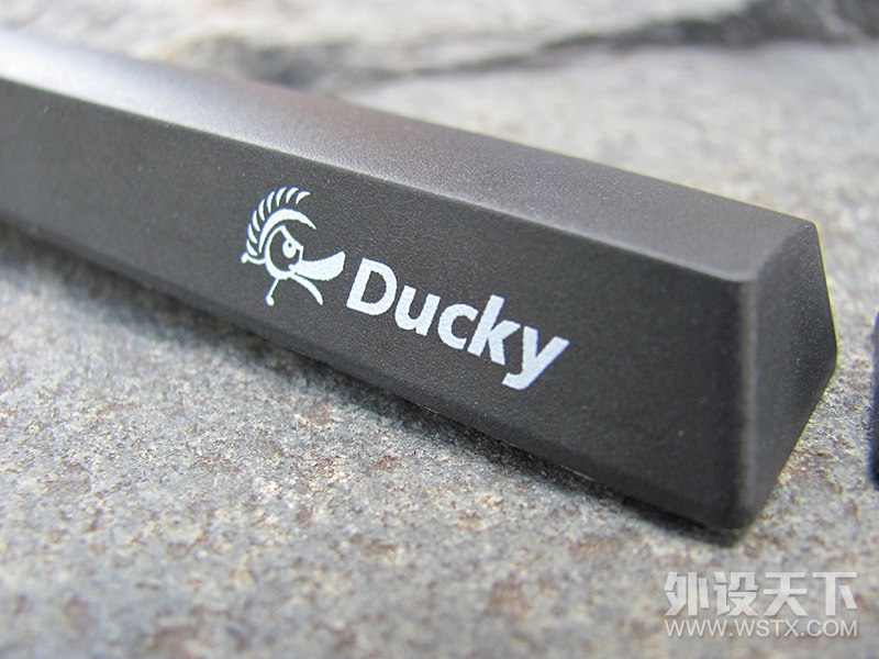 低调有内涵——AKKO x Ducky  Zero 3108侧刻PBT机械键盘上手简评