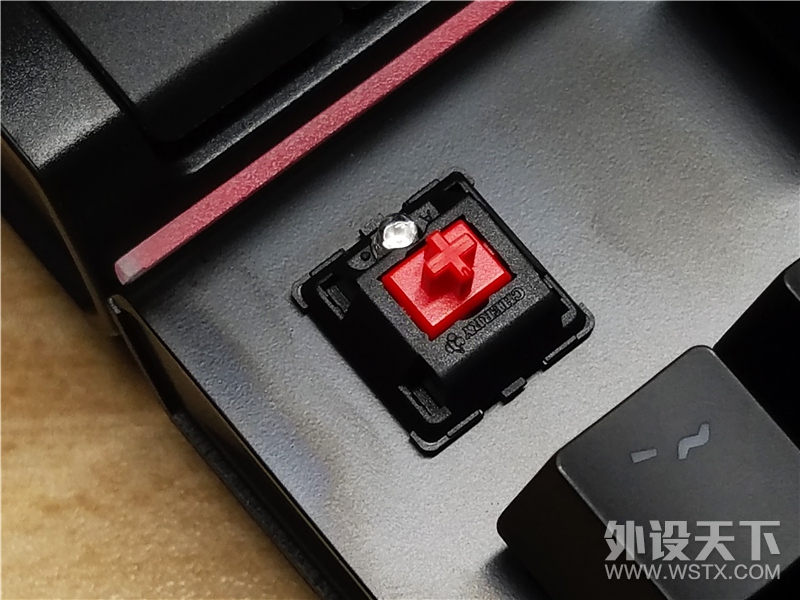 迟来的精英 从HyperX Alloy Elite键盘看三大内存厂的键盘市场