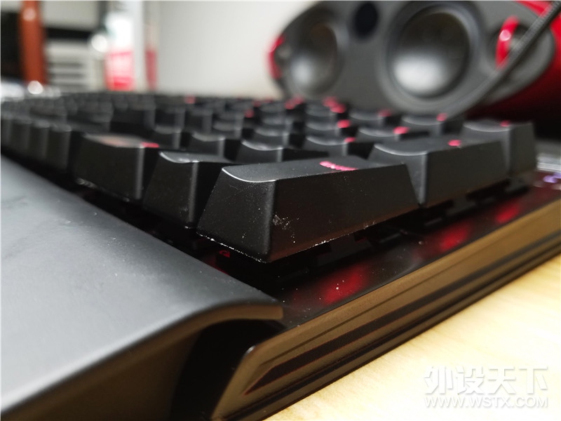 迟来的精英 从HyperX Alloy Elite键盘看三大内存厂的键盘市场