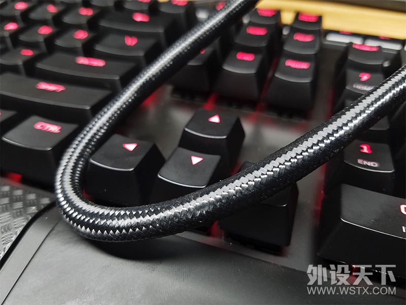 迟来的精英 从HyperX Alloy Elite键盘看三大内存厂的键盘市场