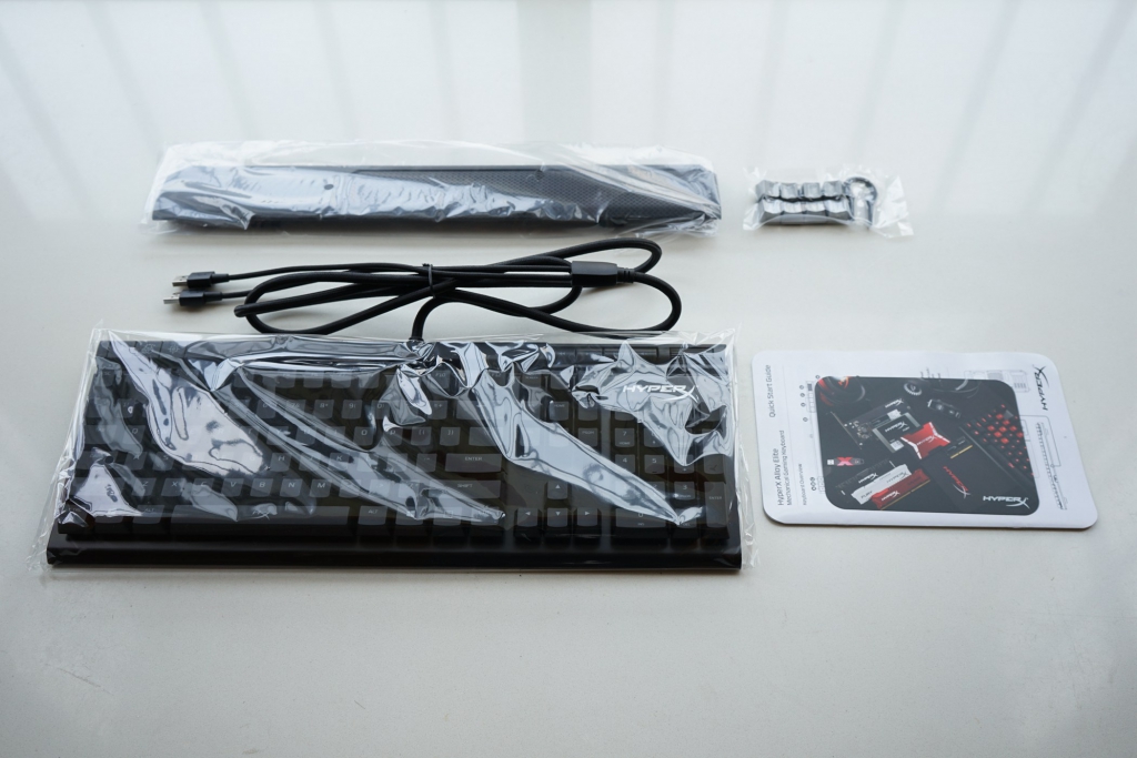 抄袭海盗船？金士顿 HyperX Alloy Elite 键盘开箱体验