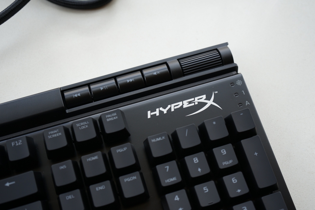 抄袭海盗船？金士顿 HyperX Alloy Elite 键盘开箱体验