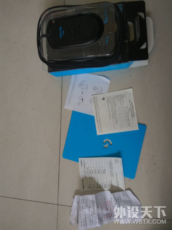 【陕西】罗技G403 95新，通电不到1小时，,240出
