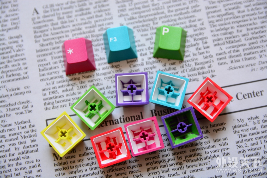 五彩缤纷OR杀马特！你说的算——GMK Rainbow彩虹套键帽图赏