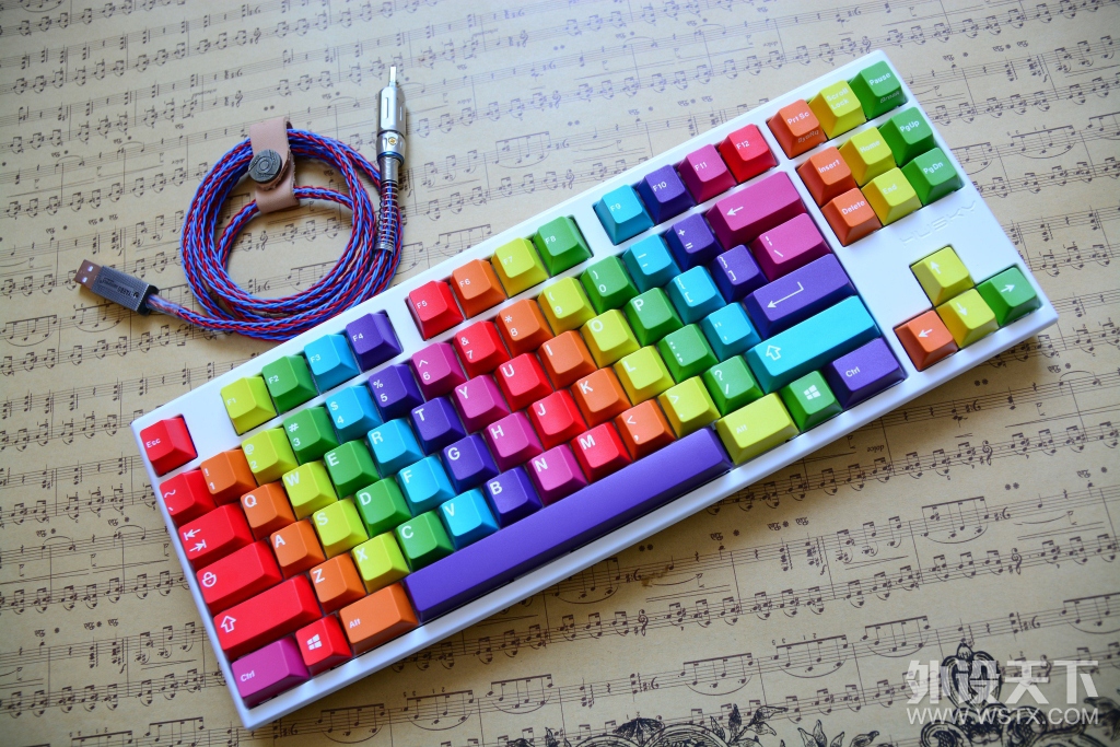 五彩缤纷OR杀马特！你说的算——GMK Rainbow彩虹套键帽图赏