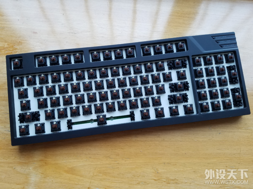 【贵州】酷冷92竞技版V2，赛睿APEX薄膜