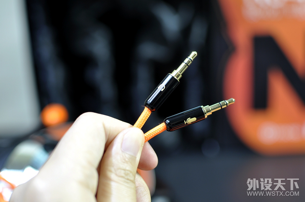 电竞耳机里谈HIFI音质它第一，艾芮克钕400i游戏耳机评测