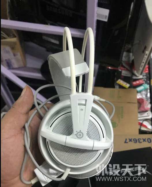 新人出一个赛睿 西伯利亚V2 霜冻之蓝  280