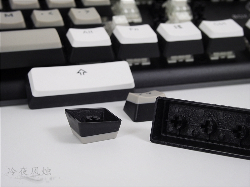 【风烛】创新，永不止步——凯华box轴布丁键帽纪念版键盘&袖珍键盘简评。