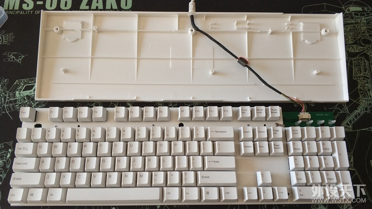 C系新品！高斯C104拆解加灯简单评测