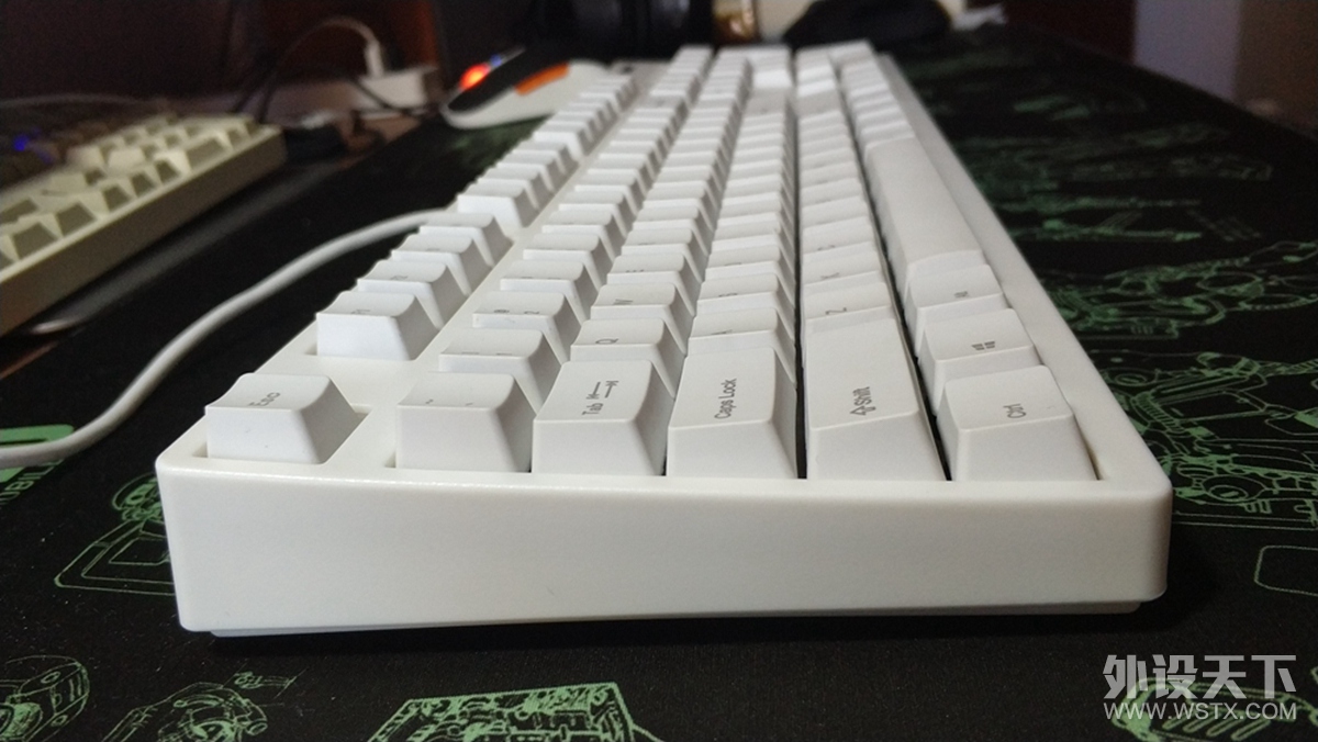 C系新品！高斯C104拆解加灯简单评测