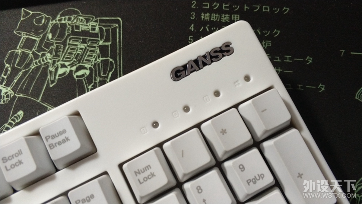 C系新品！高斯C104拆解加灯简单评测