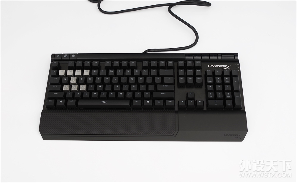 一个不太脸生的新面孔, HyperX Alloy Elite