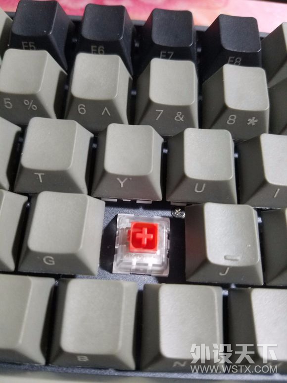 【江西】出售DUCKY ONE草木奶绿 仅拆未通电，60金属外壳带配重 84金属客制化