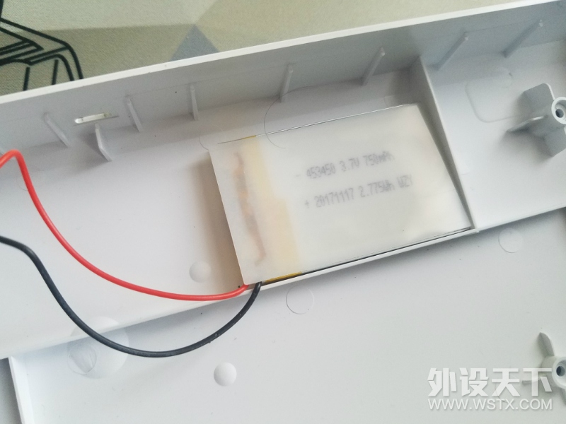 也许是最便宜的RGB樱桃轴蓝牙双模机械键盘——GANSS ALT61 RGB