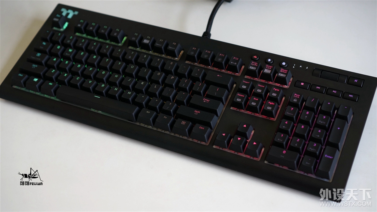 tt曜越星脉x1 银轴机械键盘简评