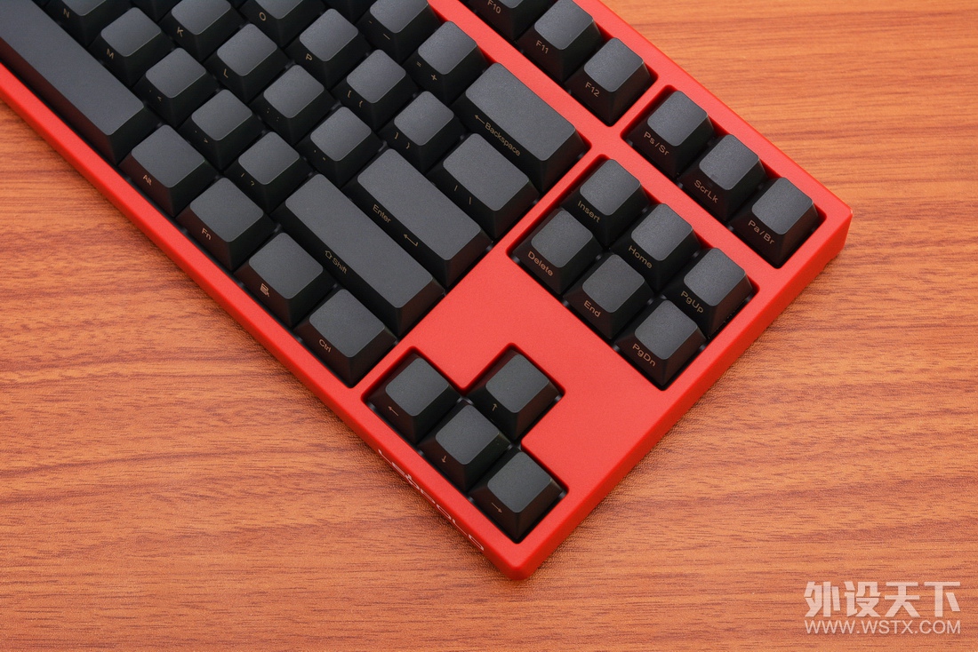 依然教科书级水准，LEOPOLD FC750R赤色限定版体验