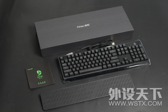 告别“原谅绿”成就“水桶型”机械键盘——富勒G900S RGB评测报