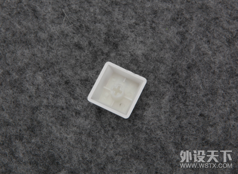 GANSS ALT61RGB蓝牙键盘拆解评测 & 60%蓝牙键盘小巡礼