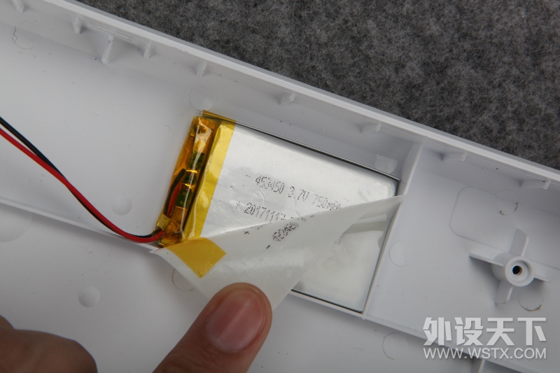 GANSS ALT61RGB蓝牙键盘拆解评测 & 60%蓝牙键盘小巡礼