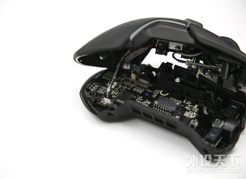 苦等一个季度的新旗舰 赛睿Rival 600开箱&拆解